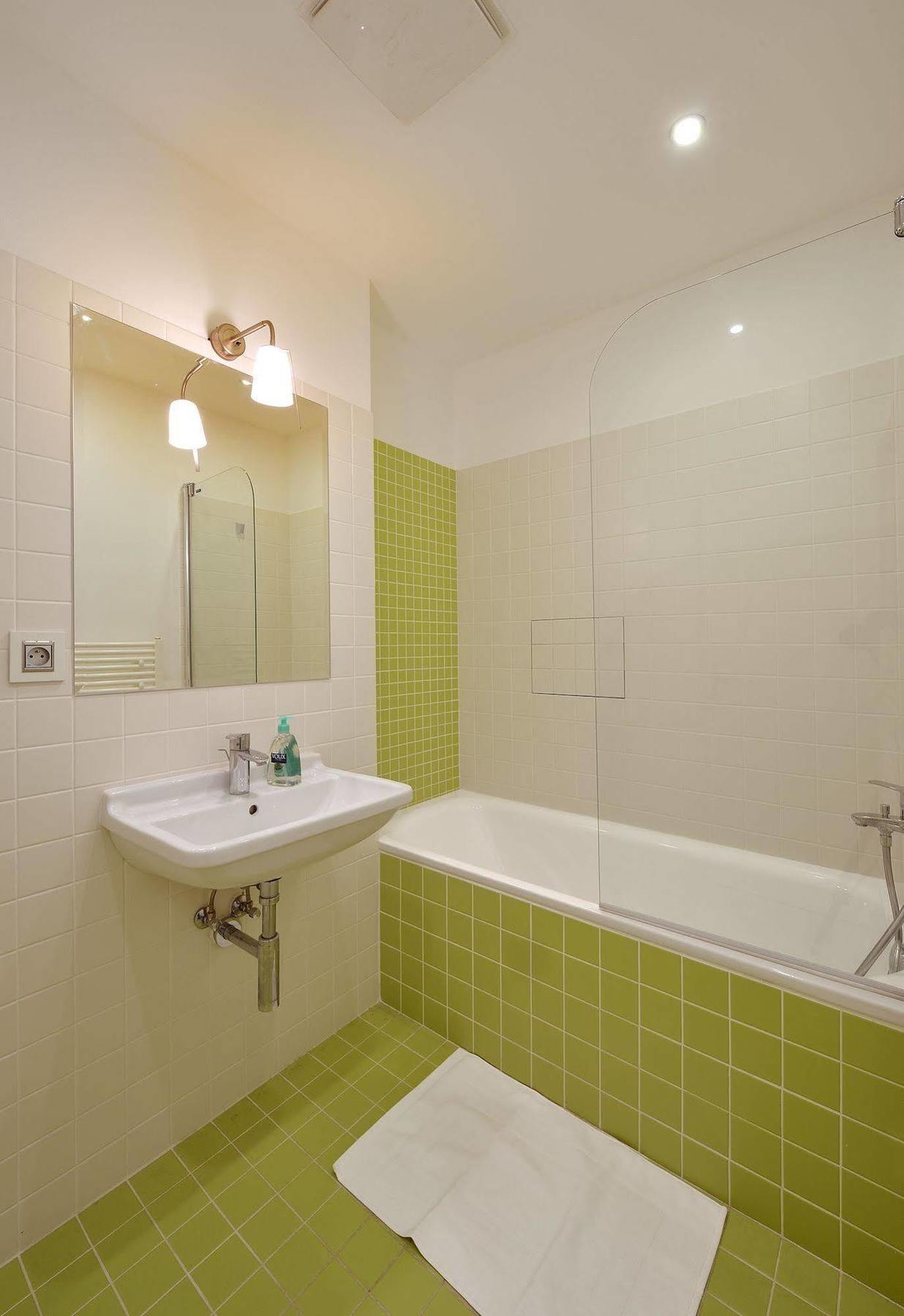 Ambiente Serviced Apartments - Dunajska Bratislava Exterior photo